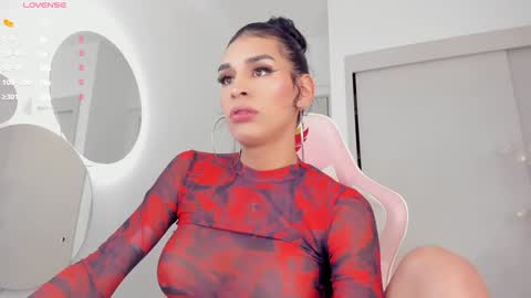     online show from 02.05.25