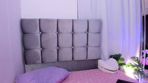 Snapshot of miaa_06 chatting on 02.03.26 mia nicolle online show from 02.03.26