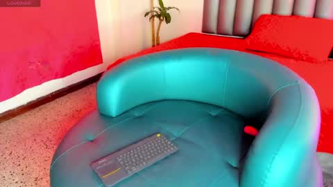 Miaa Foxx online show from 04.10.26