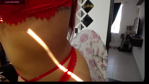 Snapshot of miaaa_mo chatting on 01.18.25 Ma online show from 01.18.25