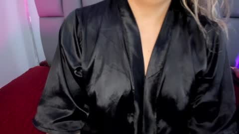 Mia online show from 01.28.25