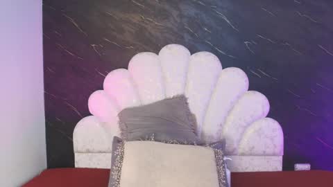 Mia online show from 04.01.26