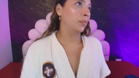 Snapshot of miaabrown__ chatting on 05.19.26 Mia online show from 05.19.26
