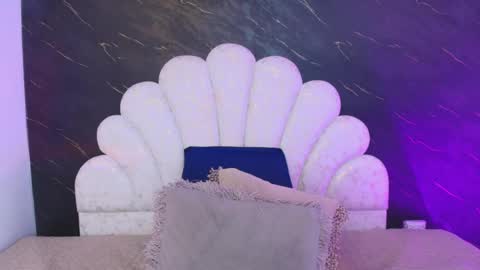 Snapshot of miaabrown__ chatting on 06.02.26 Mia online show from 06.02.26