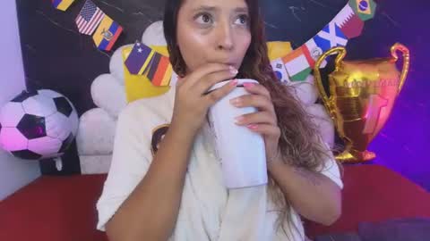 Snapshot of miaabrown__ chatting on 06.19.26 Mia online show from 06.19.26