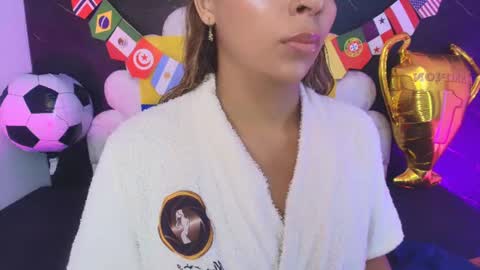 Snapshot of miaabrown__ chatting on 06.25.26 Mia online show from 06.25.26