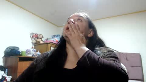 Snapshot of miaabrownn chatting on 06.25.26 MIA online show from 06.25.26
