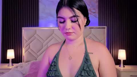 Miaa Farrel online show from 02.21.26