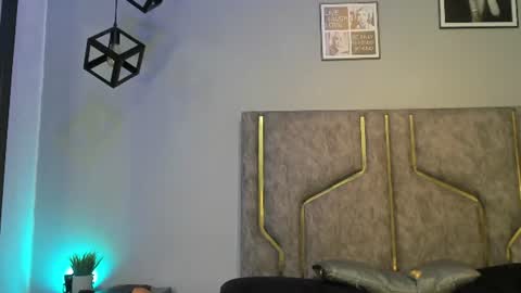 Snapshot of miaakittyy chatting on 08.01.26 miaakittyy online show from 08.01.26