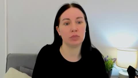 Mia online show from 03.27.26