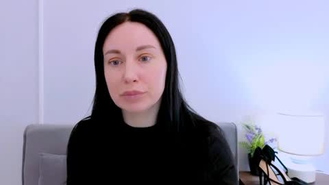 Mia online show from 04.01.26