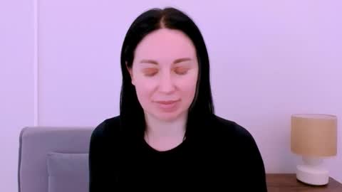 Snapshot of miaalluring chatting on 04.20.26 Mia online show from 04.20.26