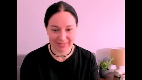 Snapshot of miaalluring chatting on 04.28.26 Mia online show from 04.28.26