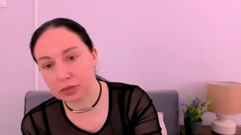 Snapshot of miaalluring chatting on 04.29.26 Mia online show from 04.29.26