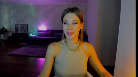 Snapshot of miababy14 chatting on 06.24.26 Mia online show from 06.24.26