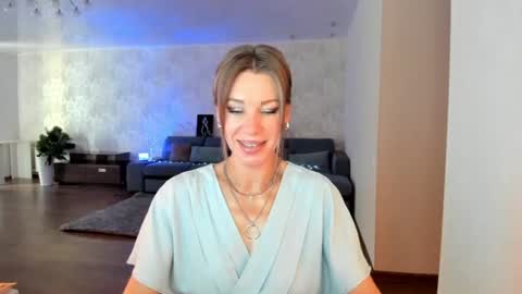Snapshot of miababy14 chatting on 07.07.26 Mia online show from 07.07.26