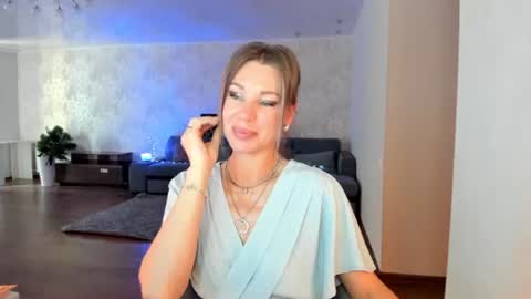 Snapshot of miababy14 chatting on 07.07.26 Mia online show from 07.07.26