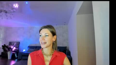 Snapshot of miababy14 chatting on 07.20.26 Mia online show from 07.20.26
