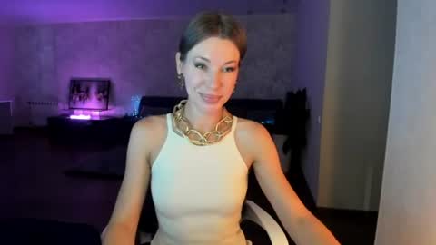 Snapshot of miababy14 chatting on 08.01.26 Mia online show from 08.01.26