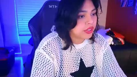 Mia online show from 01.28.25