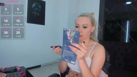 MiaCarper online show from 02.13.26