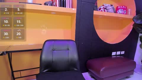 MiaCassel online show from 04.07.26