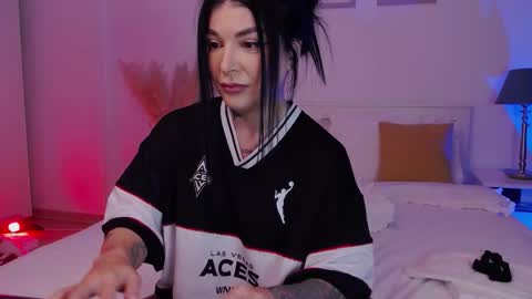 Snapshot of miacute4u chatting on 03.19.26 miacute4u online show from 03.19.26