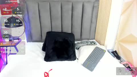 Snapshot of miaginger_ chatting on 07.14.26 Mia online show from 07.14.26