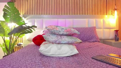 Mia Connor online show from 01.31.25