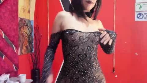 Mia Harper online show from 10.31.25