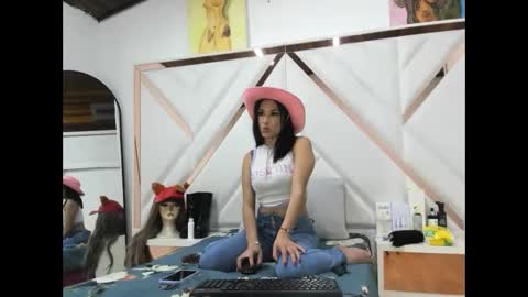 Mia Harper online show from 05.06.26