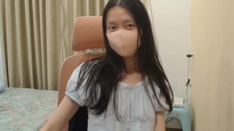 Snapshot of miahchan68 chatting on 02.25.26 miahchan68 online show from 02.25.26