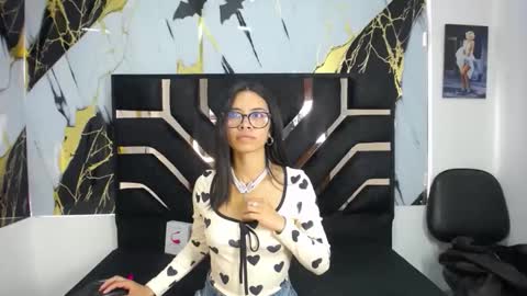 miahotcs online show from 02.10.26