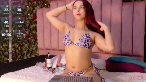 Mia online show from 02.04.26