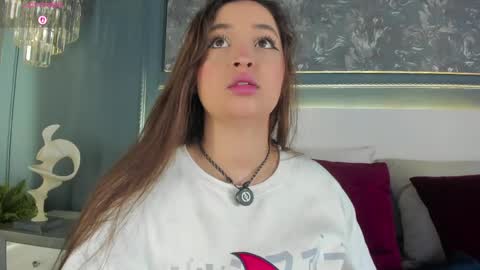 Mia  online show from 06.08.26