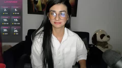 Snapshot of miakhalifa_1 chatting on 01.12.25 Alejandra khalifa online show from 01.12.25