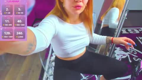 Mia Kittyy online show from 11.05.25