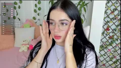 mia 600am-1000am Colombia time online show from 01.24.25