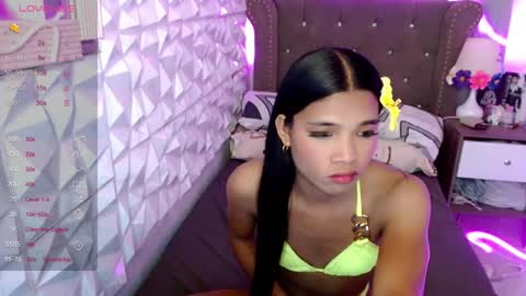 Snapshot of miamalkovax chatting on 06.02.26 miamalkovax online show from 06.02.26