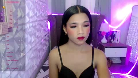 Snapshot of miamalkovax chatting on 06.14.26 miamalkovax online show from 06.14.26