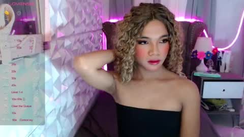 Snapshot of miamalkovax chatting on 06.28.26 miamalkovax online show from 06.28.26