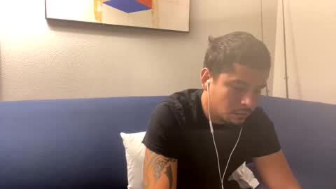 miamiclos1 online show from 01.30.25