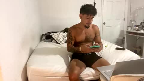 miamiclos1 online show from 02.24.26