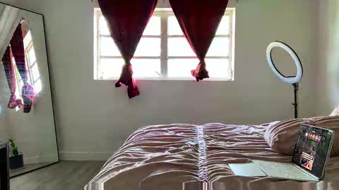 MiamiWorld online show from 11.15.25