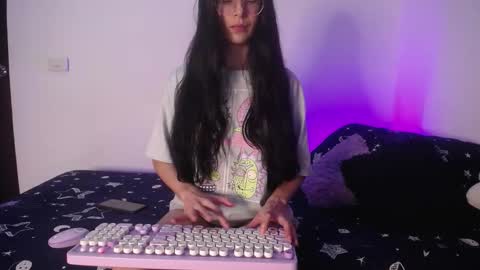 Mia online show from 10.01.25