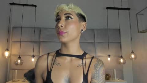 Mia Morgann online show from 01.31.25