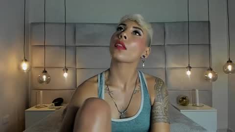 Mia Morgann online show from 02.08.25