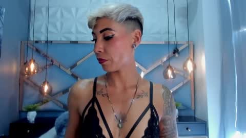 Mia Morgann online show from 03.03.25