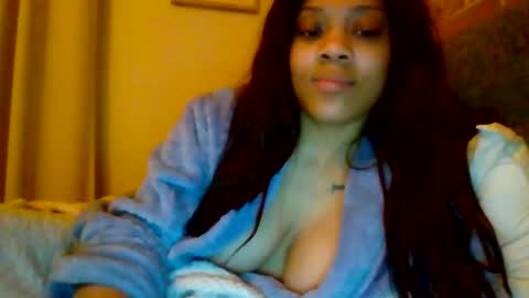 MiaMuffn online show from 01.12.26