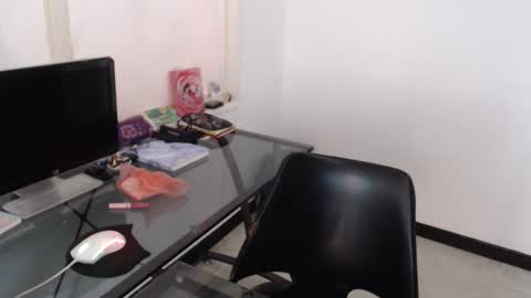 Snapshot of miapeyton chatting on 12.07.24 Mia Peyton   online show from 12.07.24